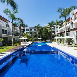 Luxurious & In Playa Steps From The Apartment Playa del Carmen